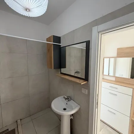 Miqesia 1 Apartment