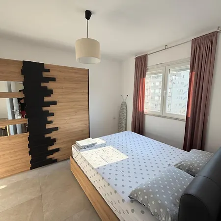 Miqesia 1 Apartment *